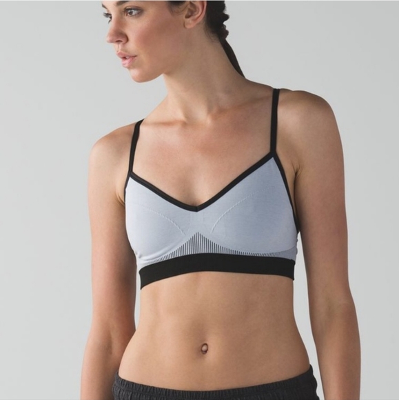 ⭐️Lululemon hold your Om bra heathered blue - Picture 4 of 4